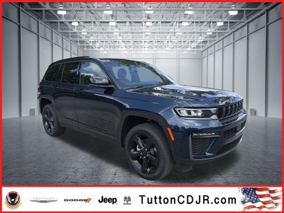 New 2026 Jeep Grand Cherokee Limited w/ Limited Altitude Package