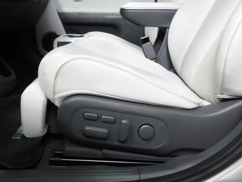 Used 2023 Hyundai Ioniq 5 Limited image 69