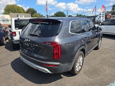 Used 2022 Kia Telluride LX AWD/4WD image 5
