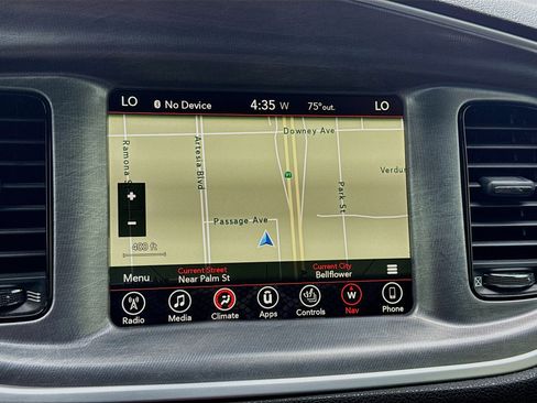 Used 2017 Dodge Charger R/T image 9