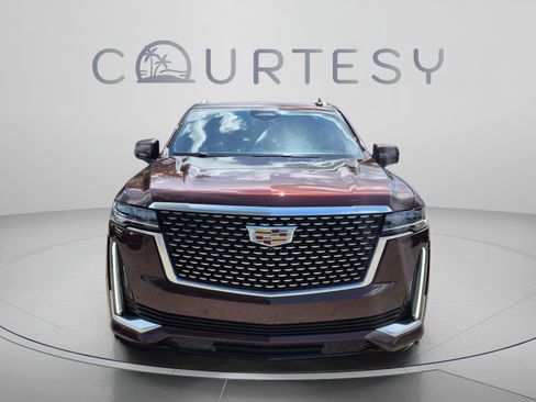 Used 2023 Cadillac Escalade ESV Premium Luxury AWD/4WD image 10