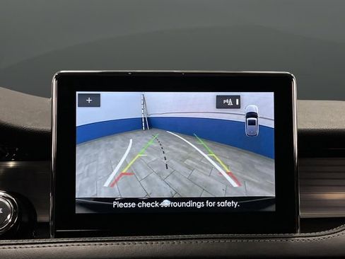 Used 2022 Lincoln Corsair AWD w/ Premium Package image 11