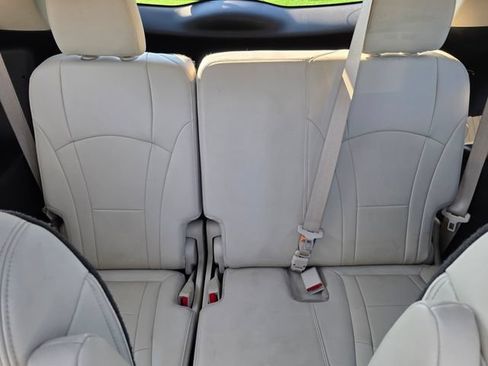 Used 2023 Buick Enclave Essence w/ Experience Buick Package FWD image 39