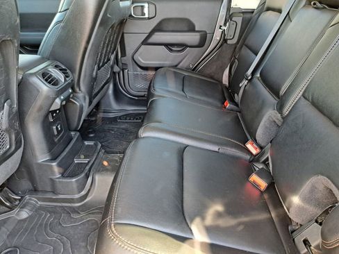 Used 2021 Jeep Wrangler Unlimited Rubicon w/ Dual Top Group image 20