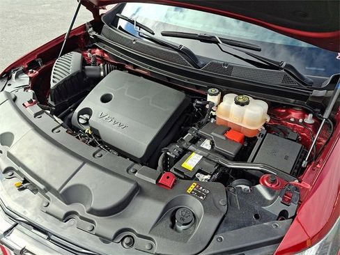 Used 2023 Chevrolet Traverse RS image 28