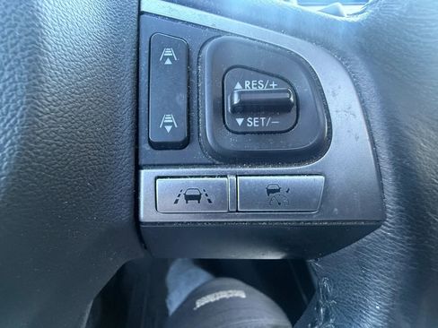 Used 2016 Subaru Outback 2.5i Limited AWD/4WD image 29