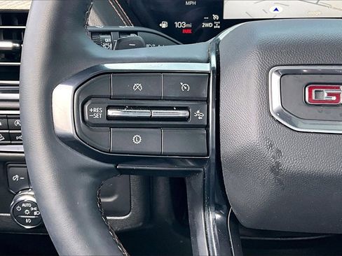 Used 2025 GMC Yukon XL AT4 w/ AT4 Premium Package image 20