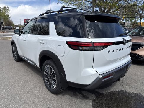 New 2026 Nissan Pathfinder Platinum AWD/4WD image 5