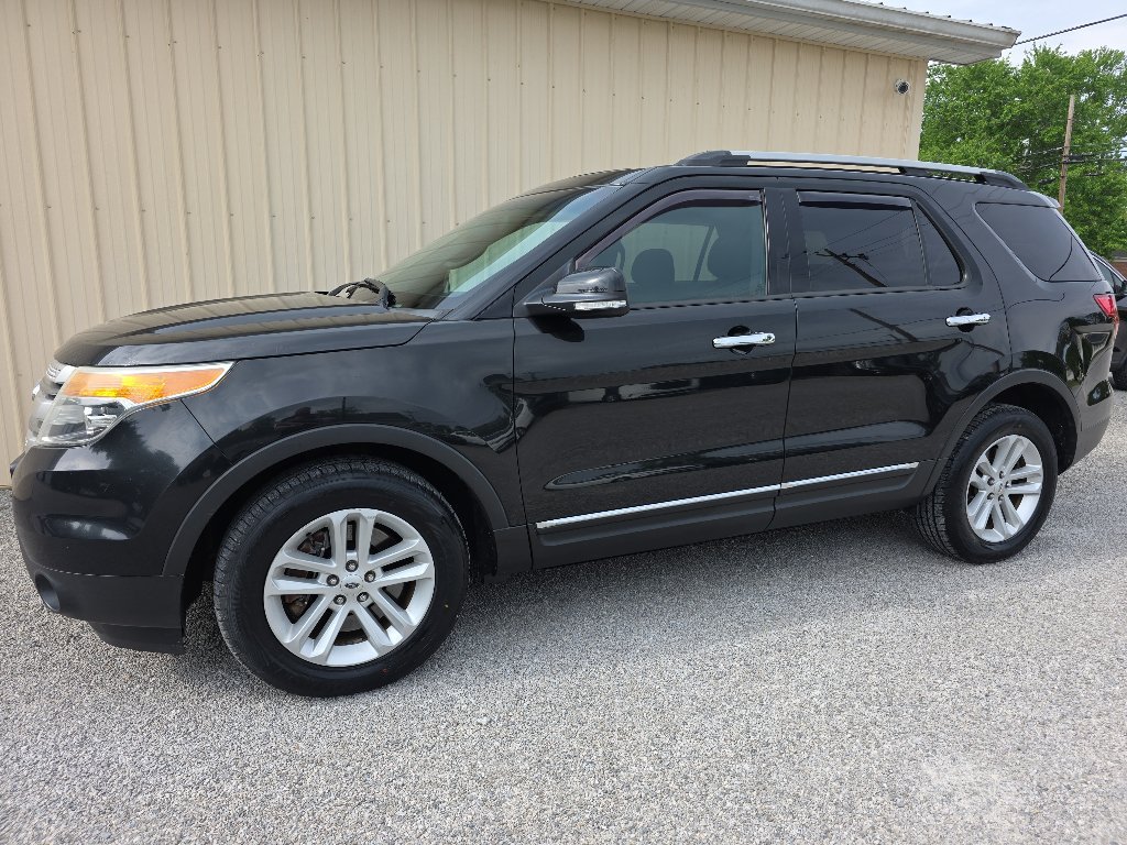 Used 2014 Ford Explorer XLT AWD/4WD image 12