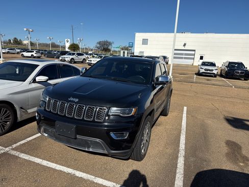 Used 2022 Jeep Grand Cherokee Limited w/ Tech Group image 1