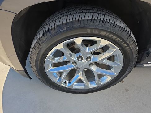 Used 2018 GMC Yukon XL Denali w/ Denali Ultimate Package image 5