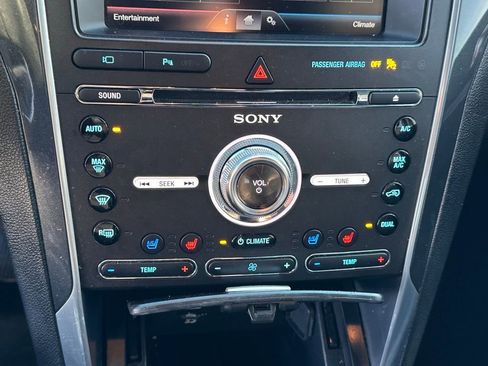 Used 2016 Ford Explorer Sport w/ Equipment Group 401A AWD/4WD image 29