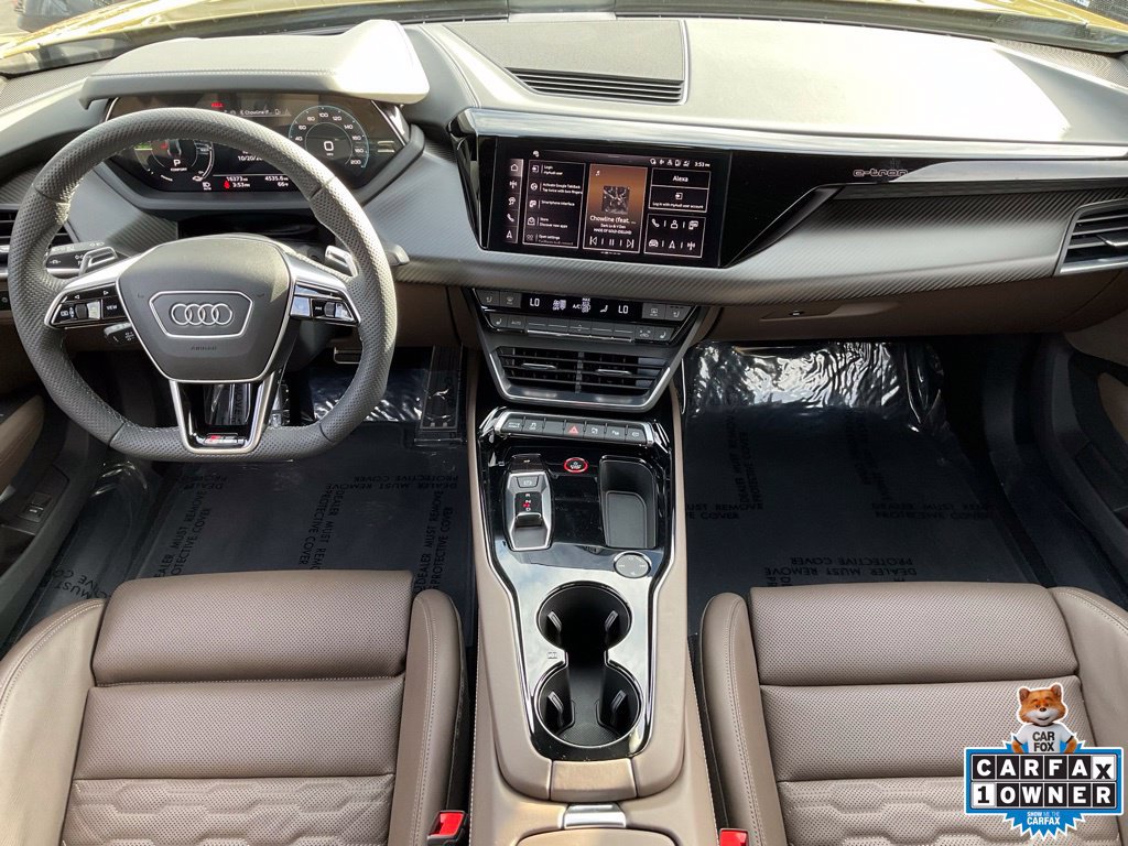 Used 2024 Audi RS e-tron GT w/ Carbon Performance Package AWD/4WD image 40
