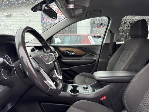 Used 2018 GMC Terrain SLE w/ Driver Convenience Package image 16