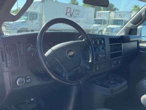 Used 2023 Chevrolet Express 3500 LS RWD image 6
