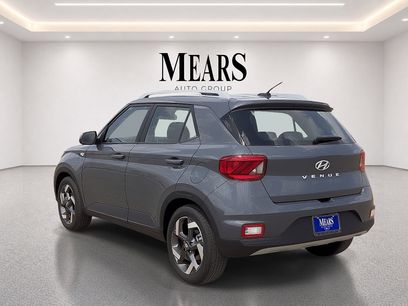 Used 2025 Hyundai Venue SEL