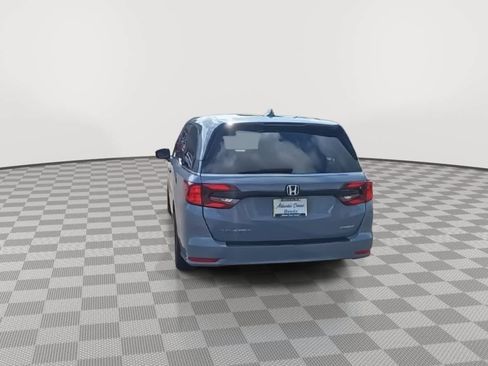 Used 2023 Honda Odyssey Sport image 7