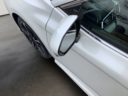 Used 2018 Toyota Camry XSE image 11