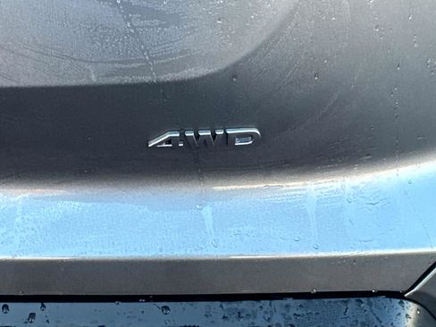 New 2026 Nissan Pathfinder SV image 14