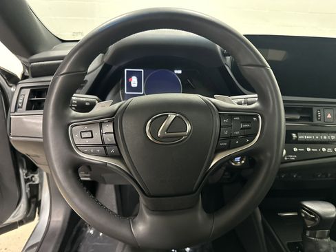 Certified 2023 Lexus ES 350 w/ Premium Package FWD image 18