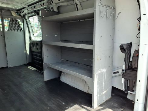 Used 2019 Chevrolet Express 2500 w/ Driver Convenience Package RWD image 20