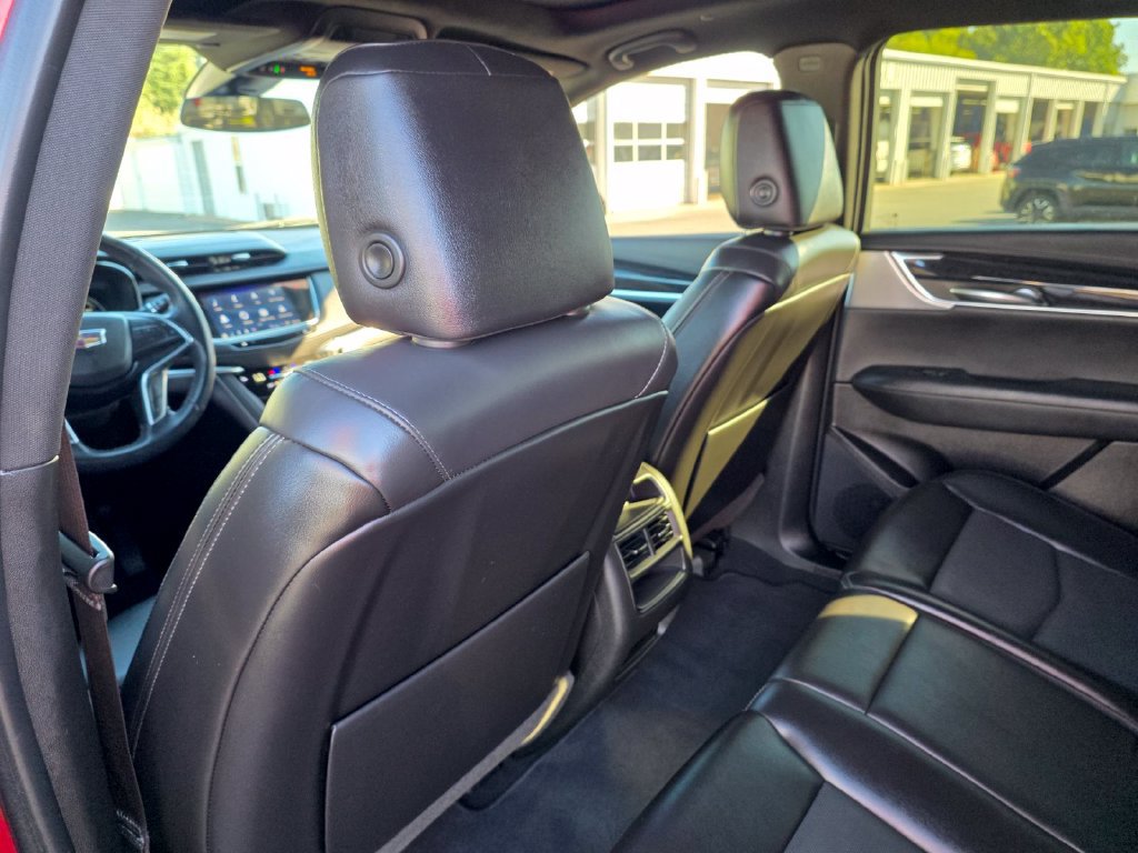 Used 2023 Cadillac XT5 Premium Luxury FWD image 28