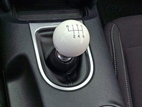 Used 2022 Ford Mustang GT image 15