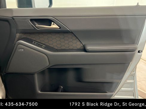 Used 2024 Lexus GX 550 w/ Accessory Package (Z1) AWD/4WD image 24