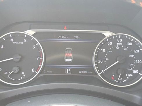 New 2025 Nissan Sentra SR w/ Midnight Edition image 16