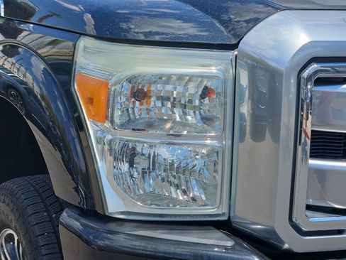Used 2015 Ford F350 Platinum w/ FX4 Off-Road Package AWD/4WD image 10