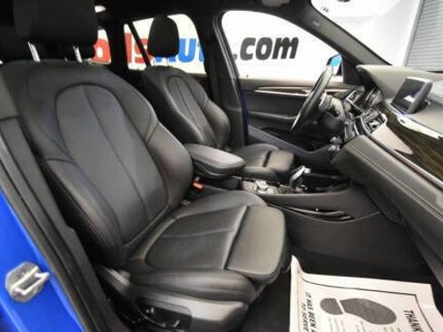 Used 2021 BMW X1 sDrive28i w/ M Sport Package image 16