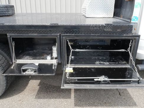 Used 2021 RAM 5500 Tradesman w/ Chrome Appearance Group AWD/4WD image 11