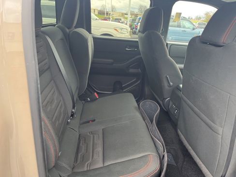 Used 2023 Nissan Frontier PRO-4X w/ Pro Convenience Package image 7