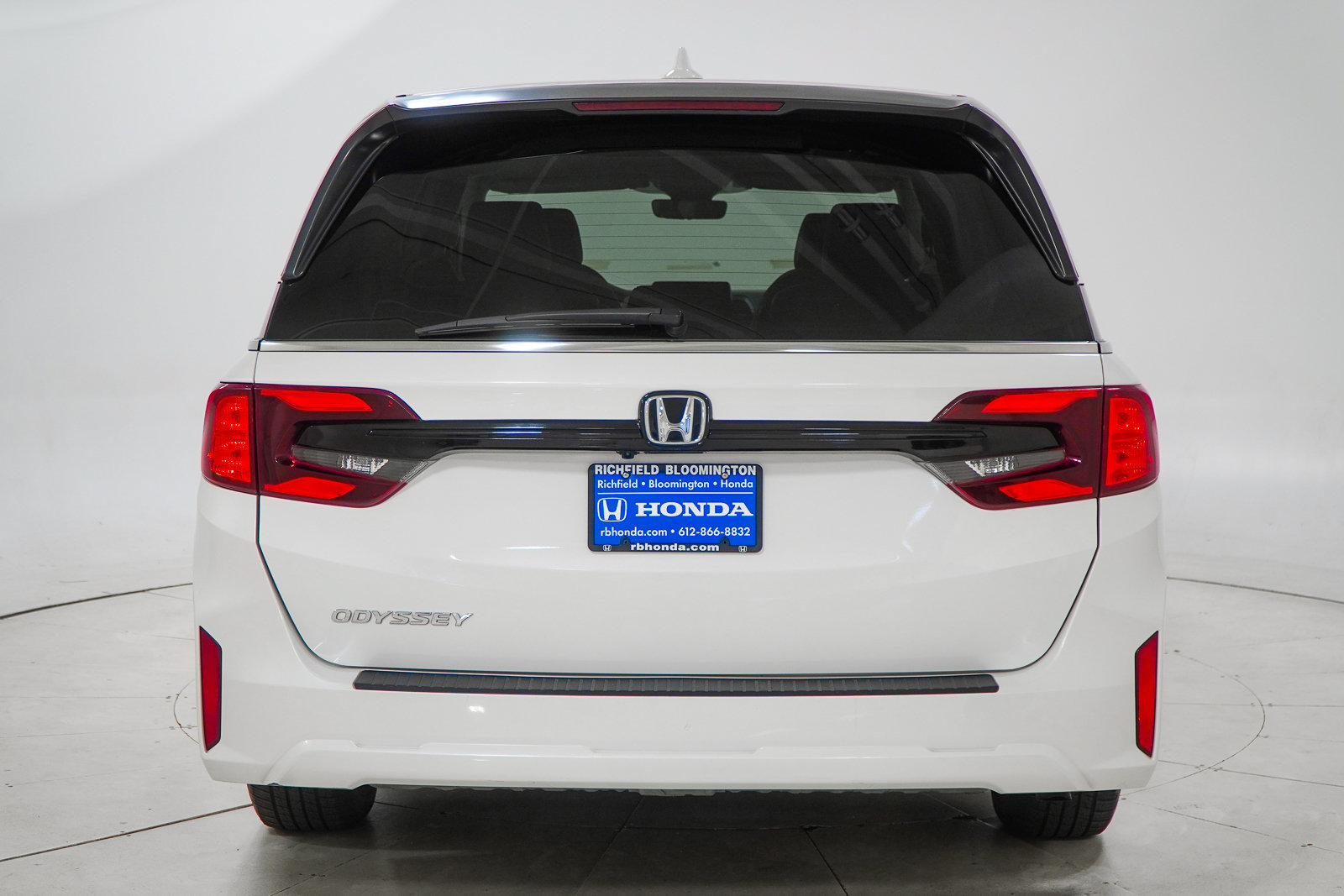 Used 2025 Honda Odyssey EX-L image 8