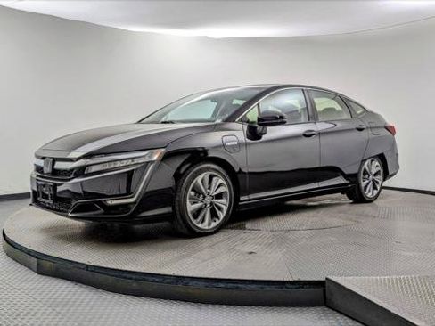 Used 2018 Honda Clarity Touring image 2
