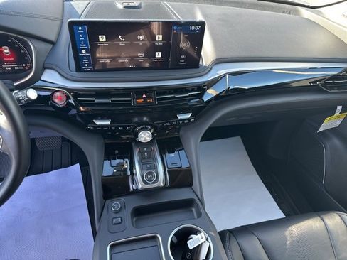 Certified 2025 Acura MDX w/ Technology Package image 10