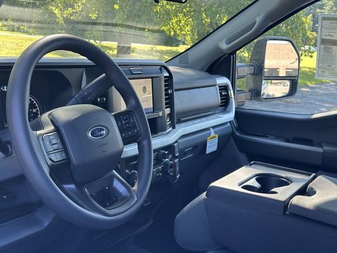 New 2025 Ford F350 XLT image 14