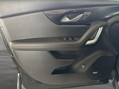 Used 2023 Chevrolet Blazer Premier image 10