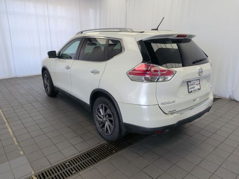Used 2016 Nissan Rogue SL w/ SL Premium Package FWD image 6