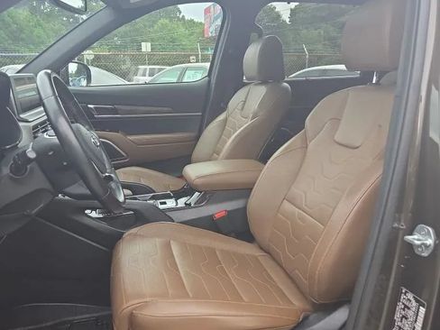 Used 2021 Kia Telluride SX w/ SX Prestige Package AWD/4WD image 8