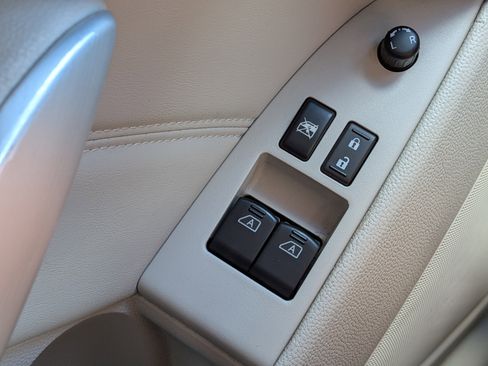 Used 2010 INFINITI G37 x w/ Premium Pkg AWD/4WD image 20