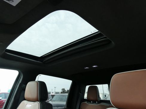 Certified 2024 GMC Sierra 2500 Denali Ultimate image 35