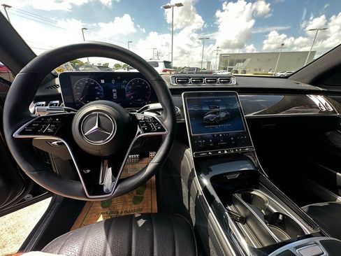 Used 2022 Mercedes-Benz S 500 4MATIC image 10