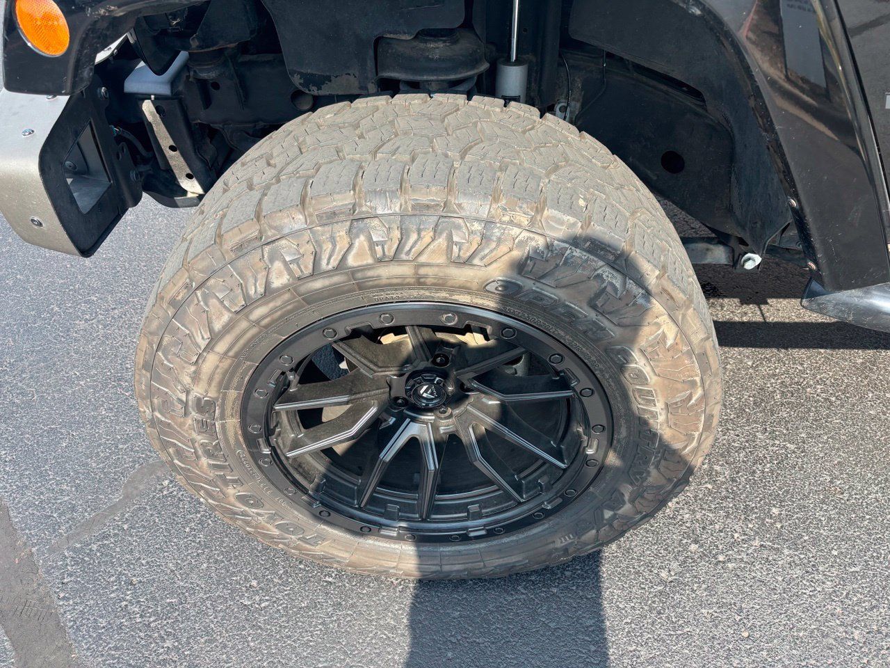 Used 2017 Jeep Wrangler Unlimited Sahara AWD/4WD image 9