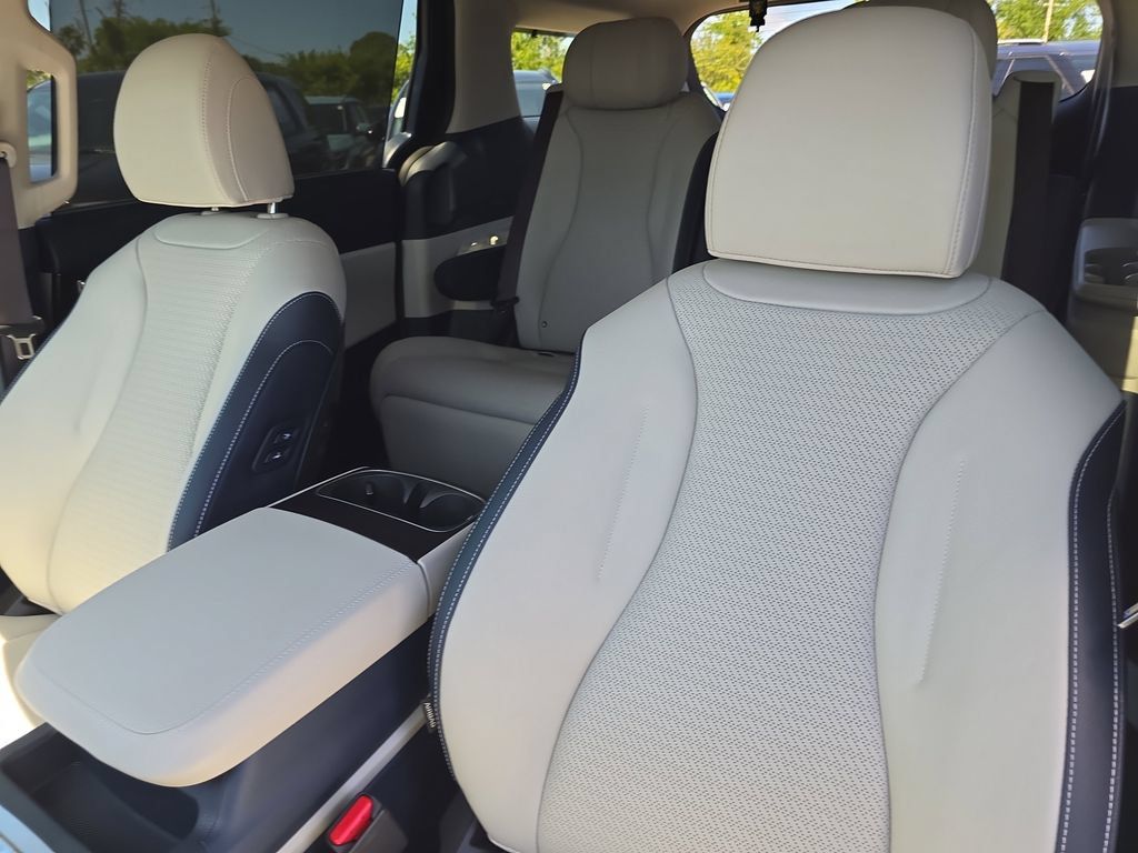 New 2026 Kia Carnival SX Prestige FWD image 22