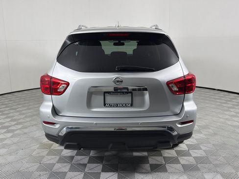 Used 2019 Nissan Pathfinder SV FWD image 6