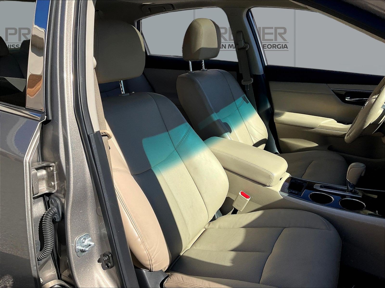 Used 2015 Nissan Altima 3.5 SL FWD image 31
