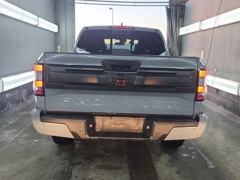 Used 2025 Nissan Frontier PRO-4X AWD/4WD image 4