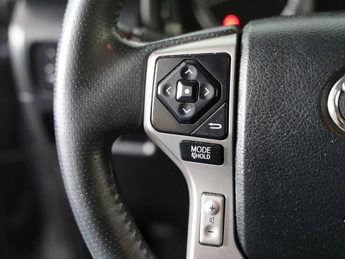 Used 2016 Toyota 4Runner SR5 image 15