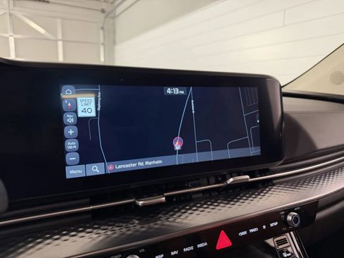 Used 2024 Kia Carnival SX Prestige FWD image 24